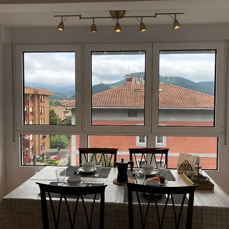 Piso Céntrico Y Tranquilo En