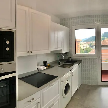 Piso Céntrico Y Tranquilo En