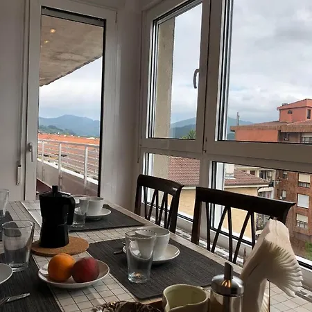 Piso Centrico Y Tranquilo En *